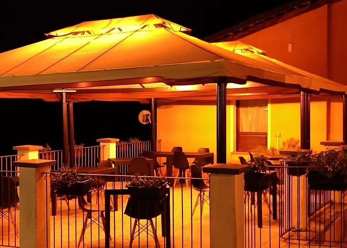 Locanda Il Pomo D'oro トッレ・ペッリチェ