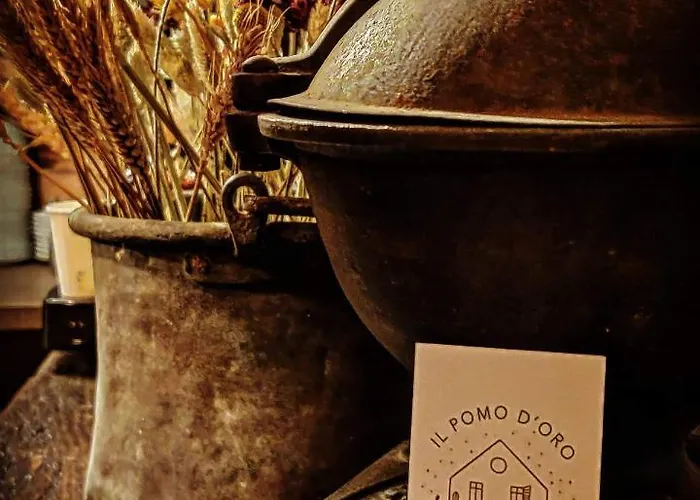Locanda Il Pomo D'oro トッレ・ペッリチェ